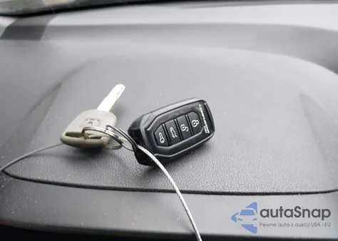 2012 Honda Odyssey Touring/Touring Elite from USA, damaged, VIN 5FNRL5H98CB146036